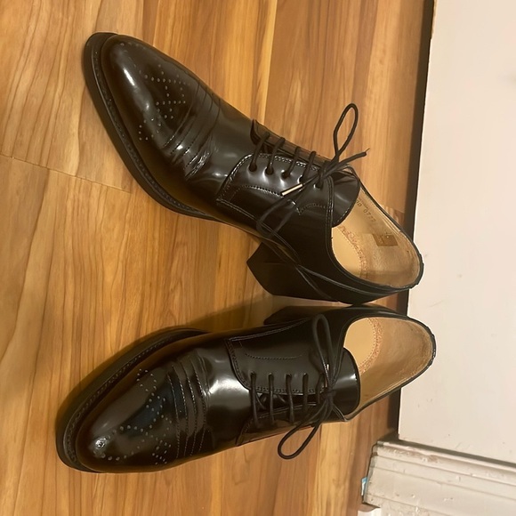 Saddle up in the Miss Button heel from the Office of Angela Scott. - Picture 5 of 5